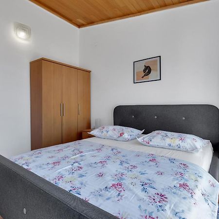 Apartments Paunovic Makarska Exterior photo