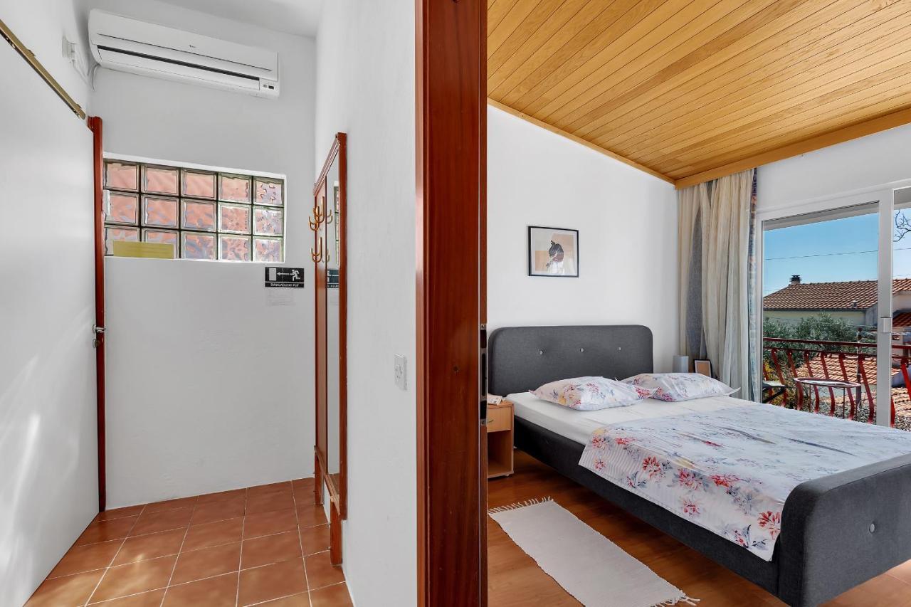 Apartments Paunovic Makarska Exterior photo